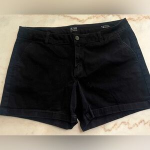A.n.a. Black Midrise Size 12 Women’s Twill Shorts 4” Inseam.